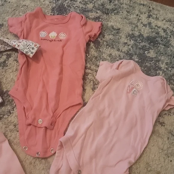 Baby girl clothes - Picture 2 of 6